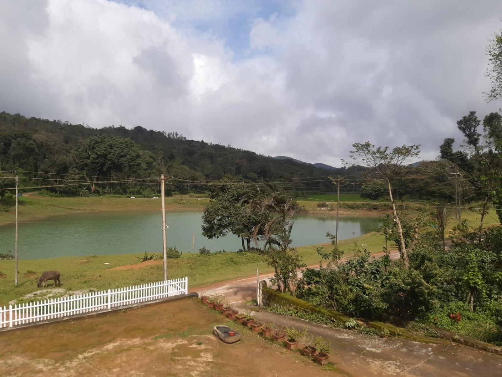 Athena Homestay Somvārpet Exteriér fotografie