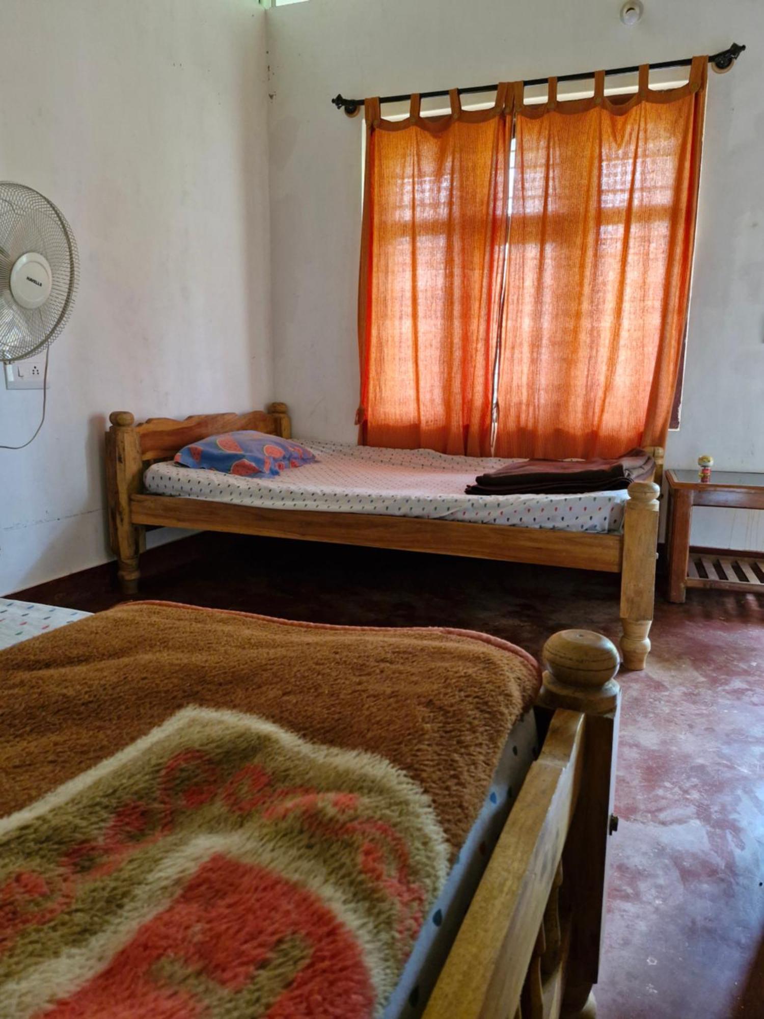Athena Homestay Somvārpet Exteriér fotografie