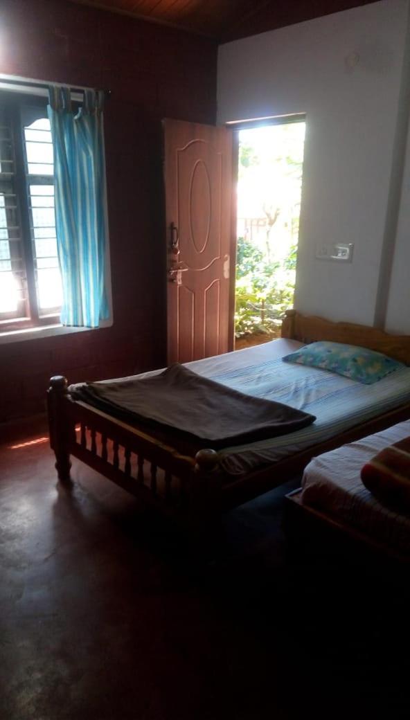 Athena Homestay Somvārpet Exteriér fotografie